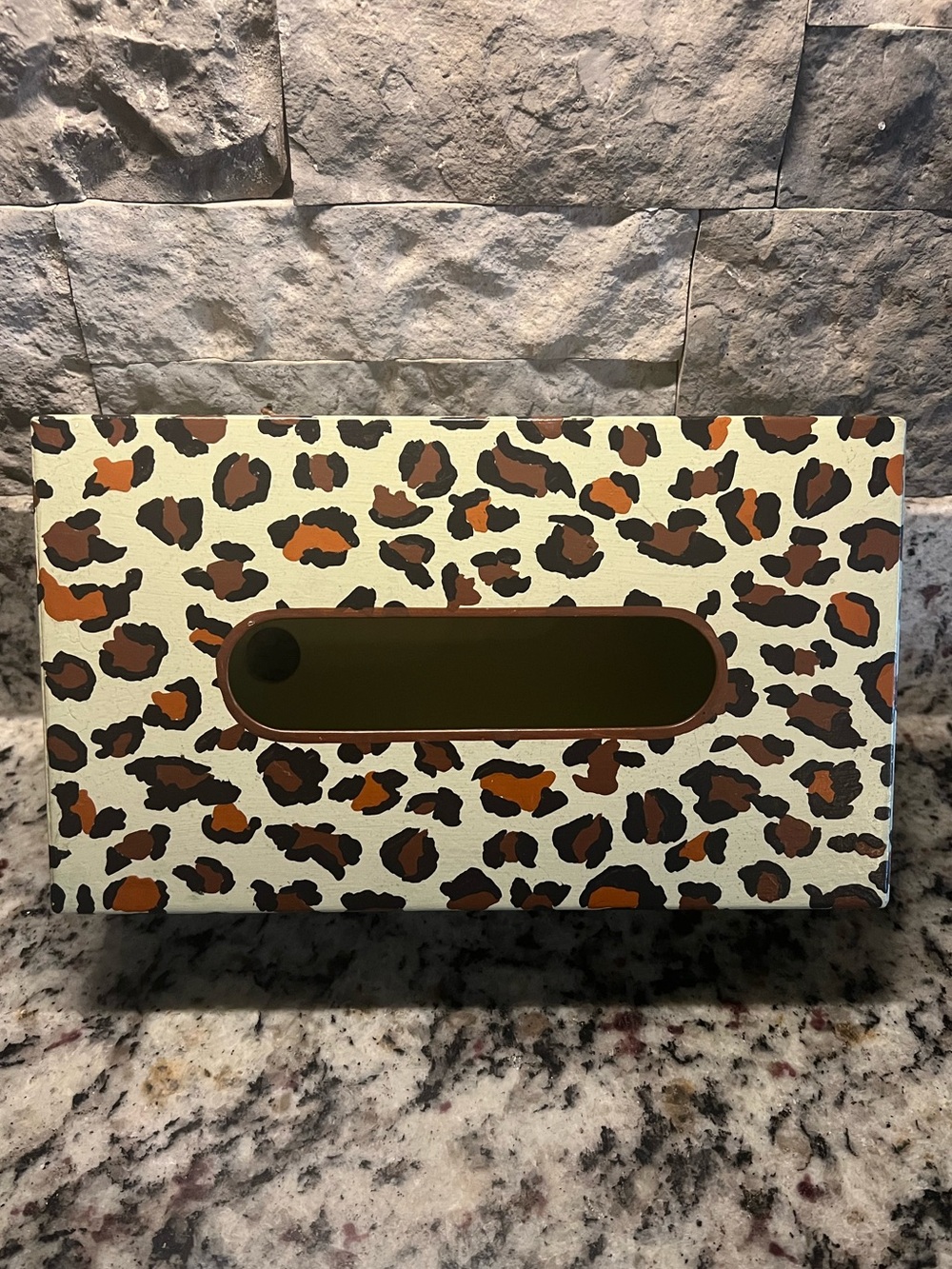 Mackenzie-Childs SERENGETI Standard
Tissue Box Holder - Leopard Print. EUC.